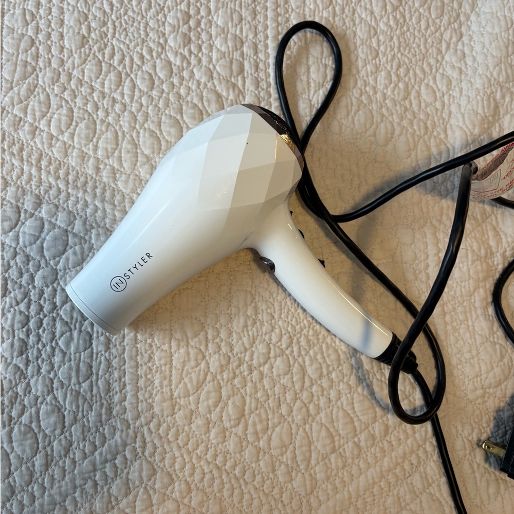 White InStyler Hair Dryer
